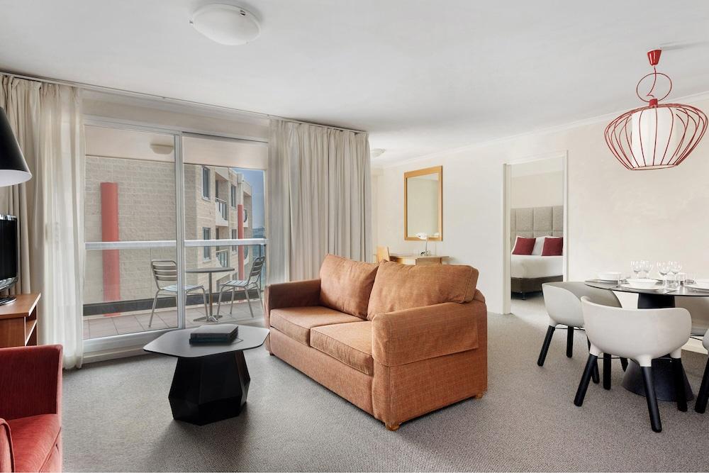Mantra On Northbourne Aparthotel Canberra Ngoại thất bức ảnh